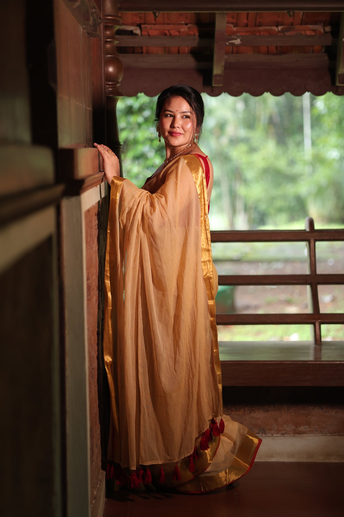 Golden Charm - Mul Cotton